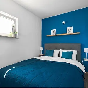 rent4you-cozy-apartaments-in-the-centre-metro.warsawhotelspoland.com/